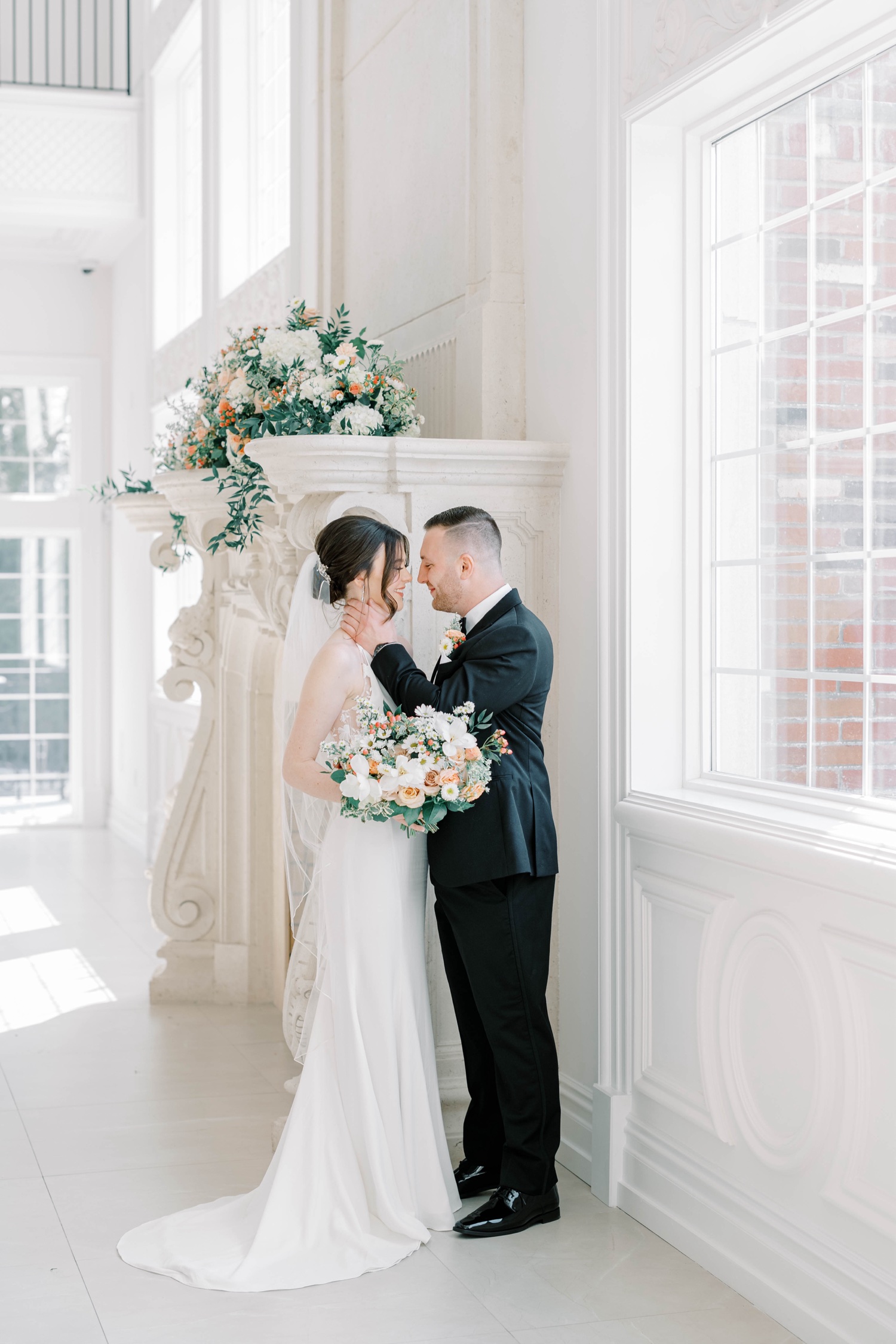 Spring Wedding Portraits at The Estate at Florentine Gardens