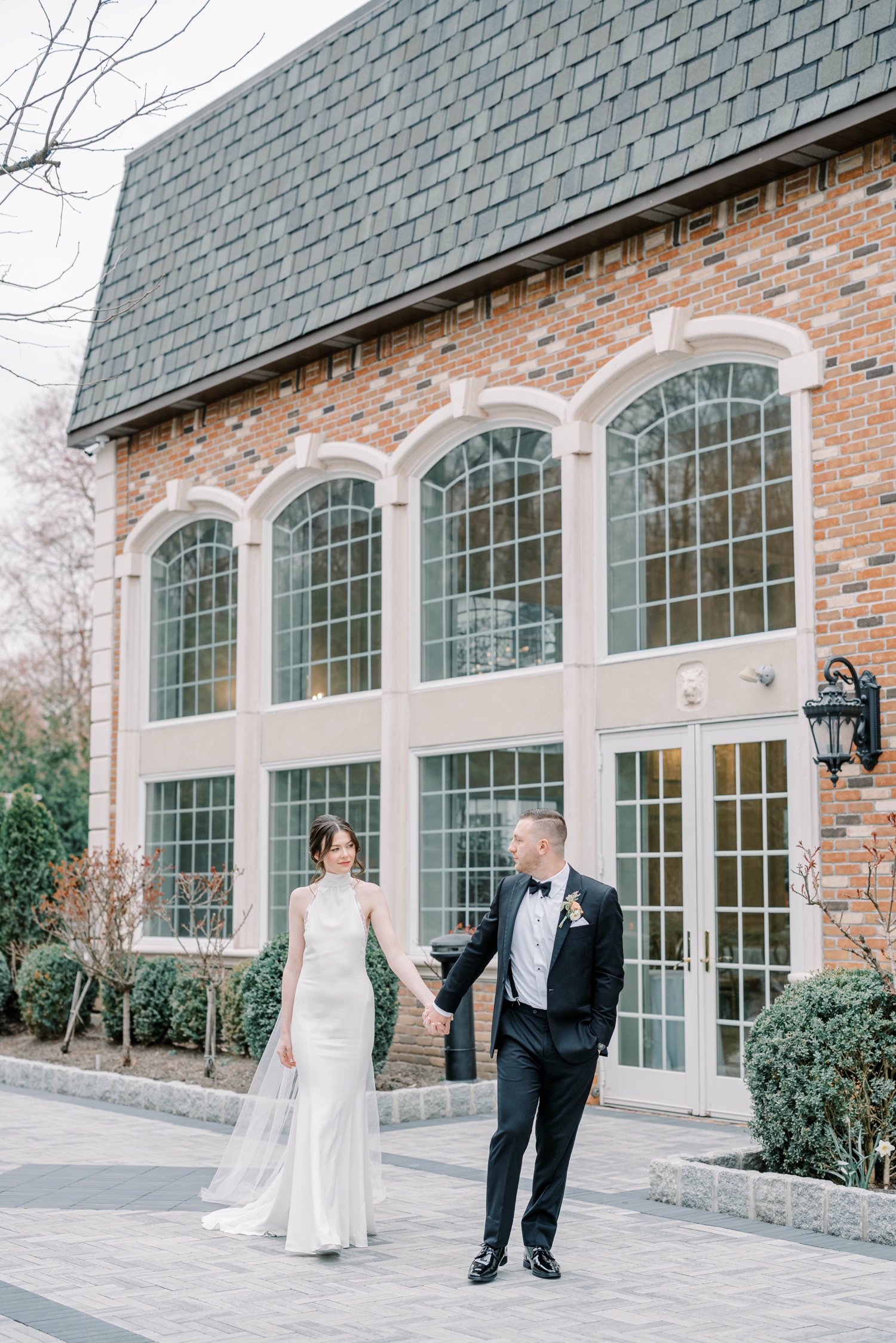 Spring Wedding Portraits at The Estate at Florentine Gardens