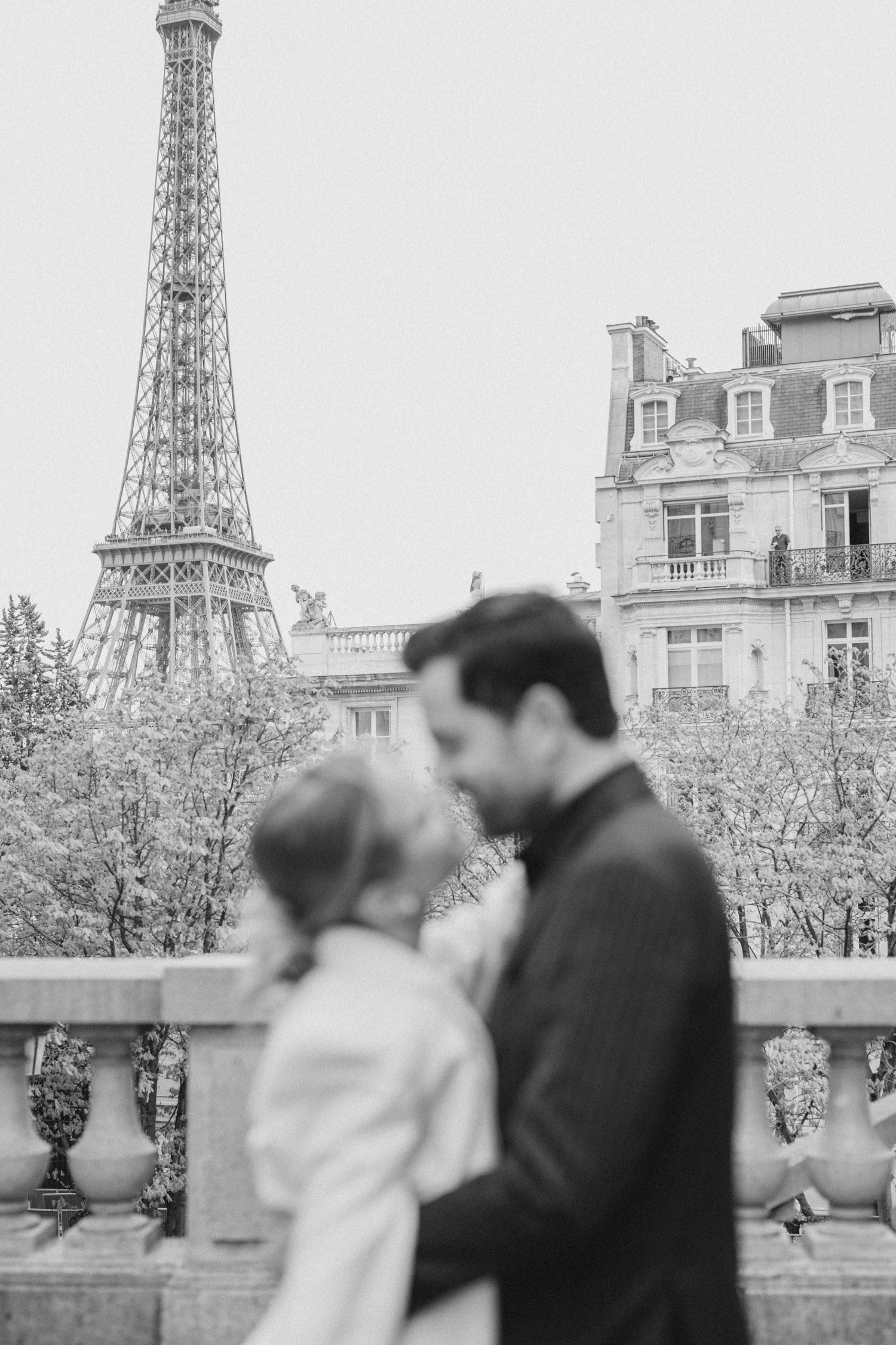 Editorial Destination Paris Engagement Photos