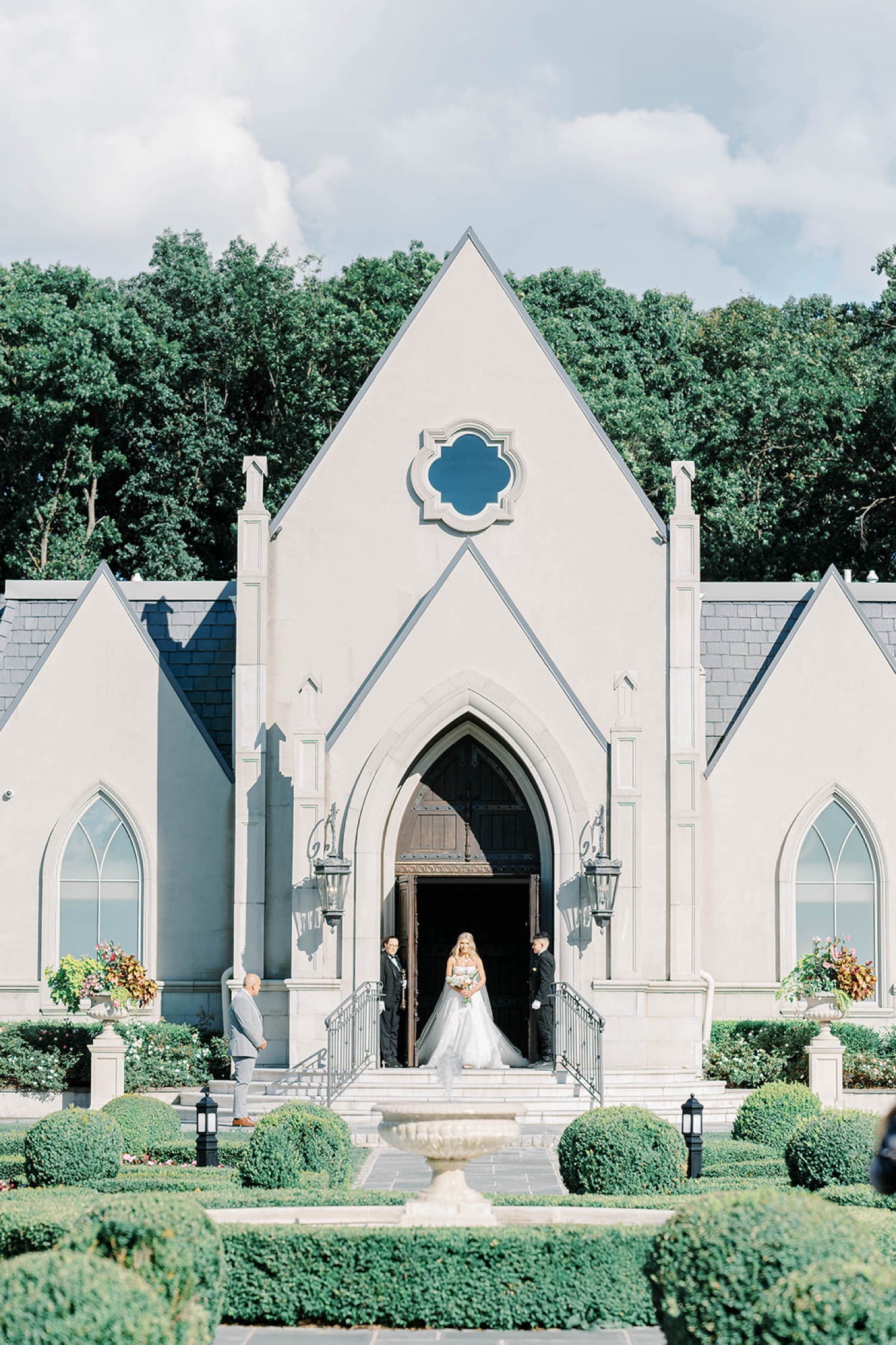 Outdoor Garden Wedding Ceremony