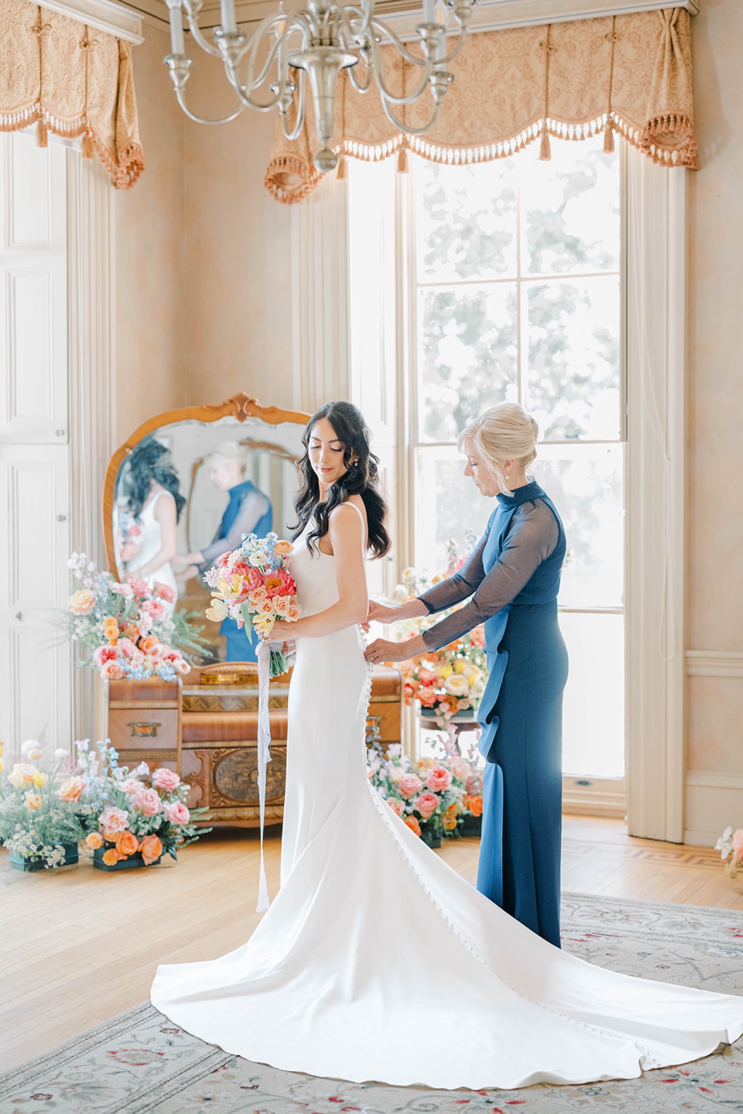 Bridal Details at Glen Foerd Mansion