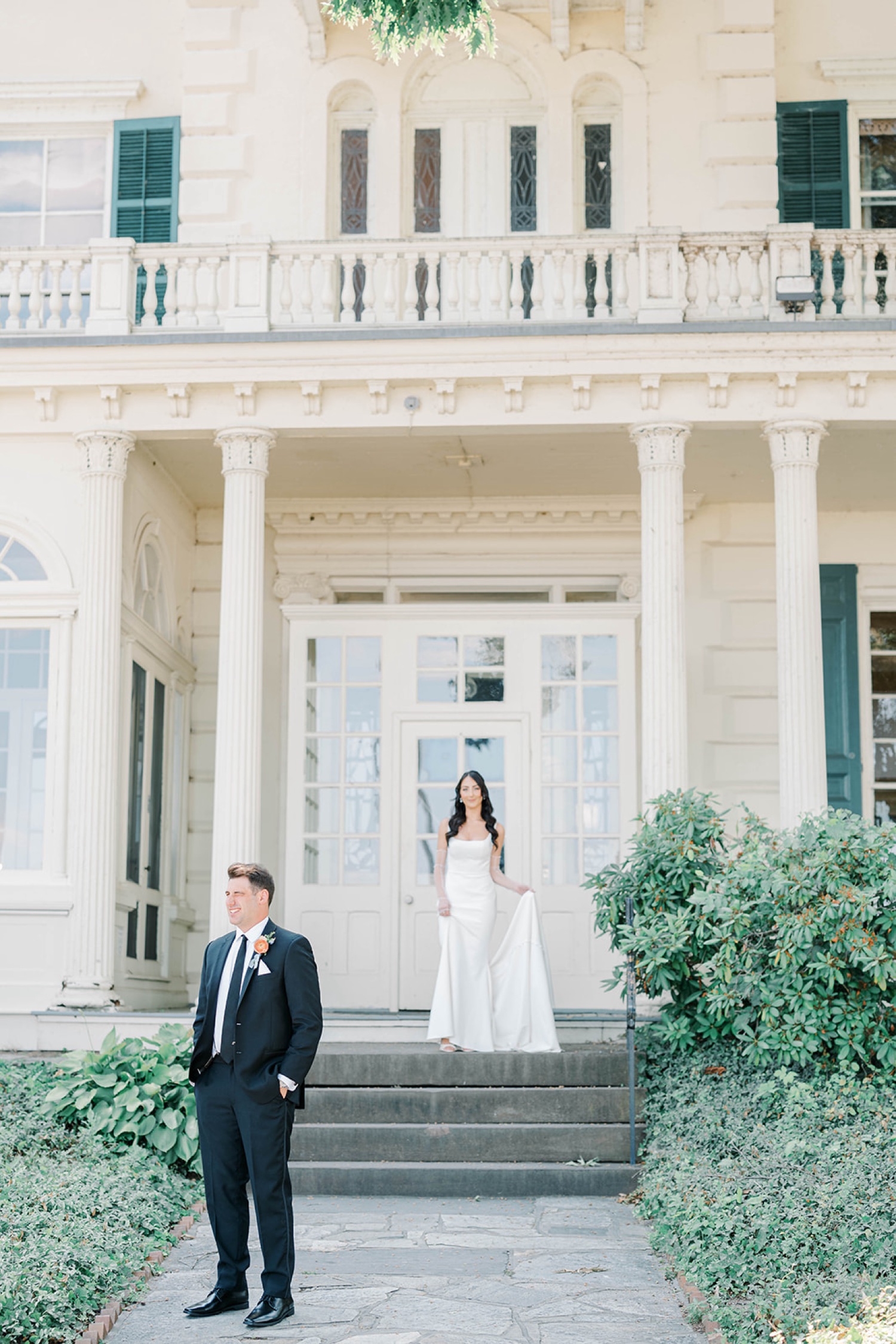 Bride & Groom First Look at Glen Foerd Mansion