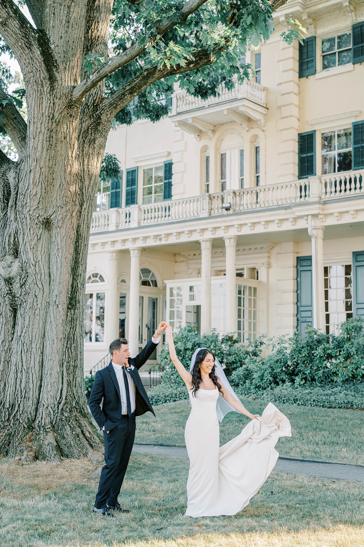 Bride & Groom Portraits at Glen Foerd Mansion