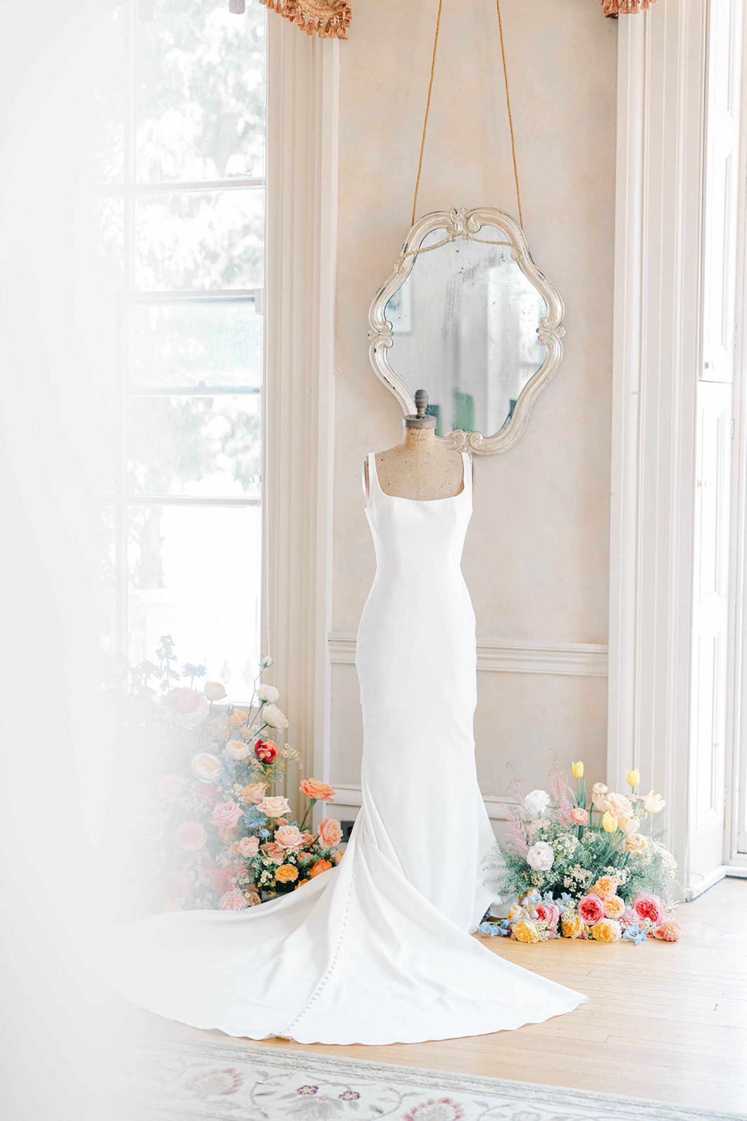 Bridal Details at Glen Foerd Mansion