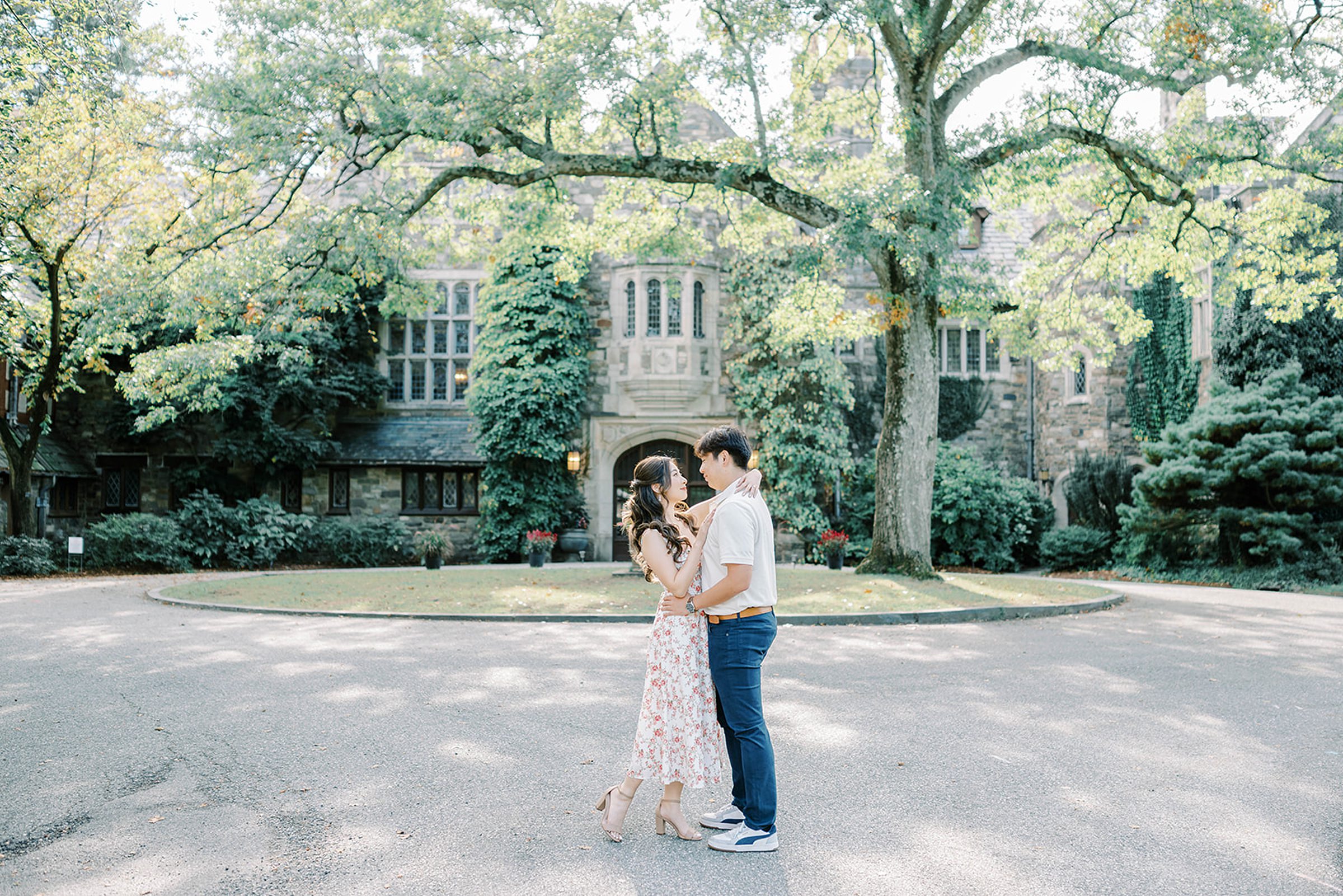 Dreamy NJ Skylands Manor Engagement