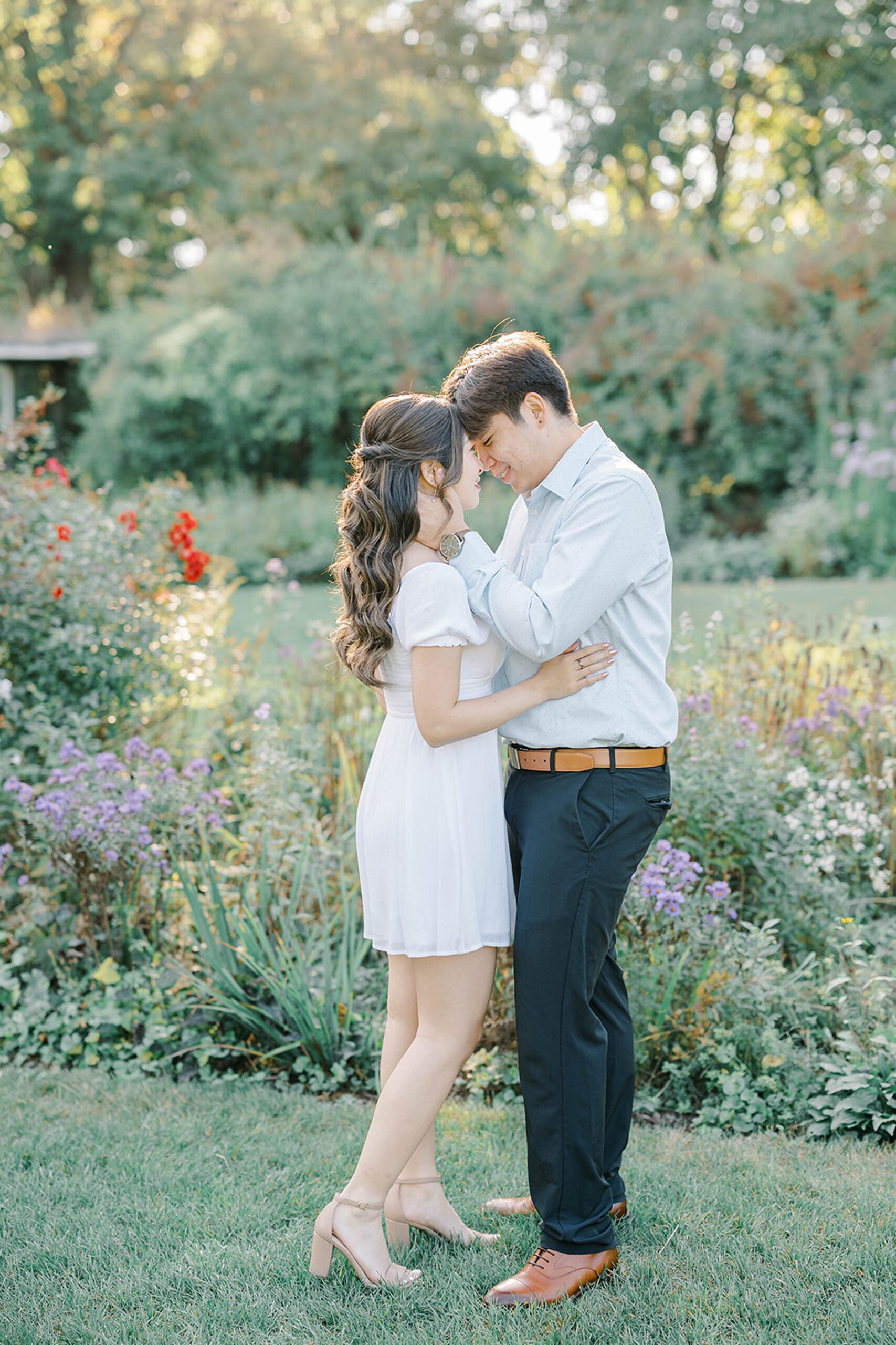 Skylands Manor Fall Engagement Photos