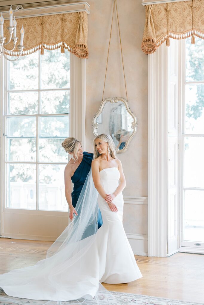 Glen Foerd on the Delaware Bridal Suite