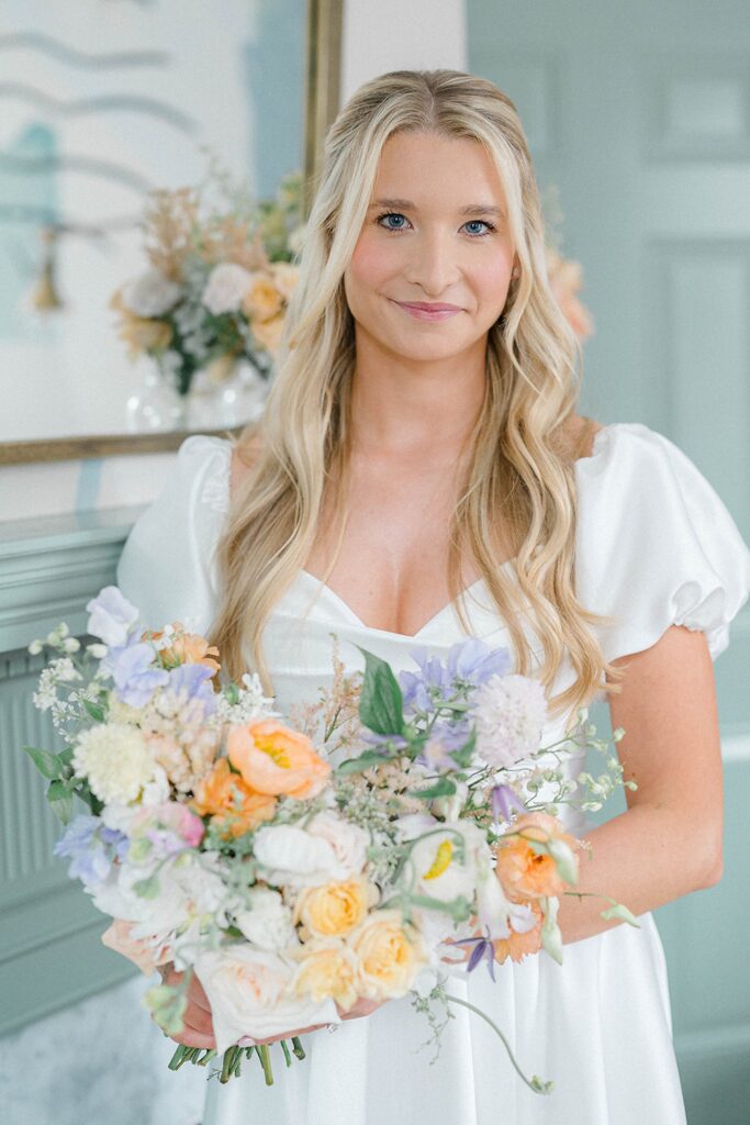Bride Getting Ready in Center City Philadelphia