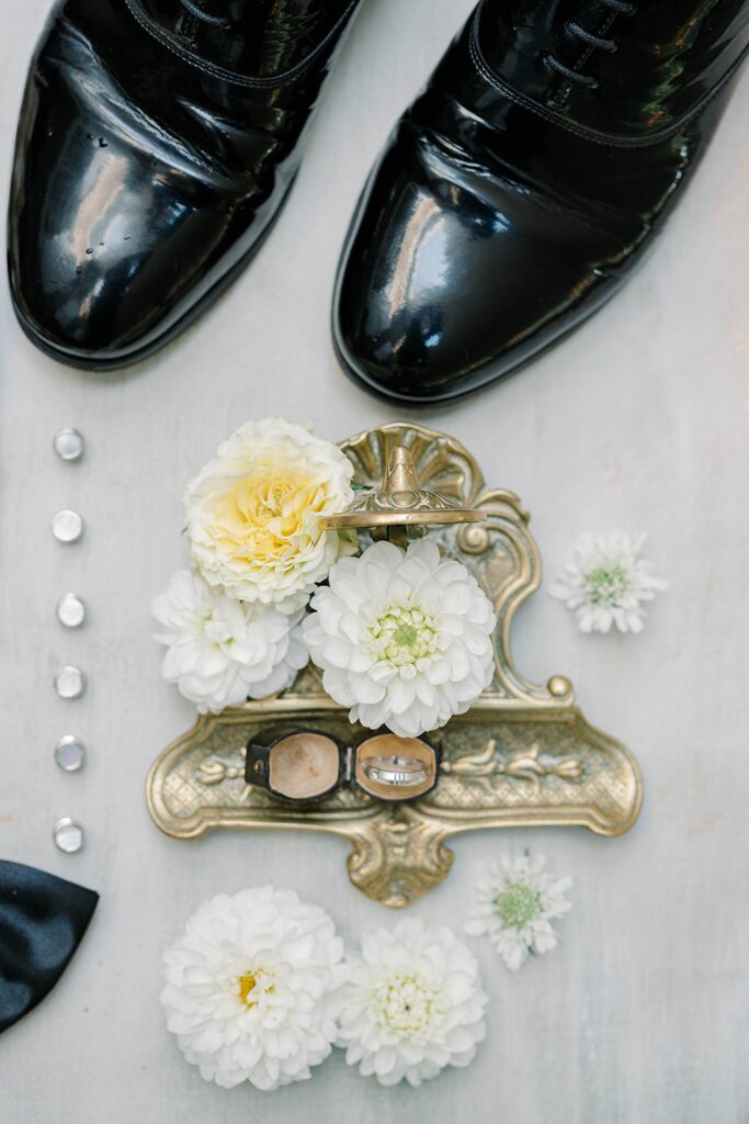 Groom Details at Appleford Estate 