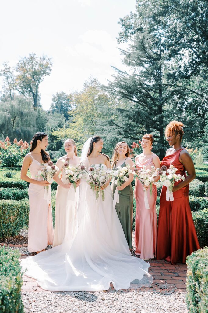 Bridal Party Photos at Appleford Estate