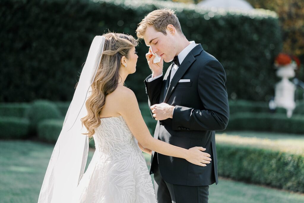 Romantic bride and groom portraits at Park Chateau Estate