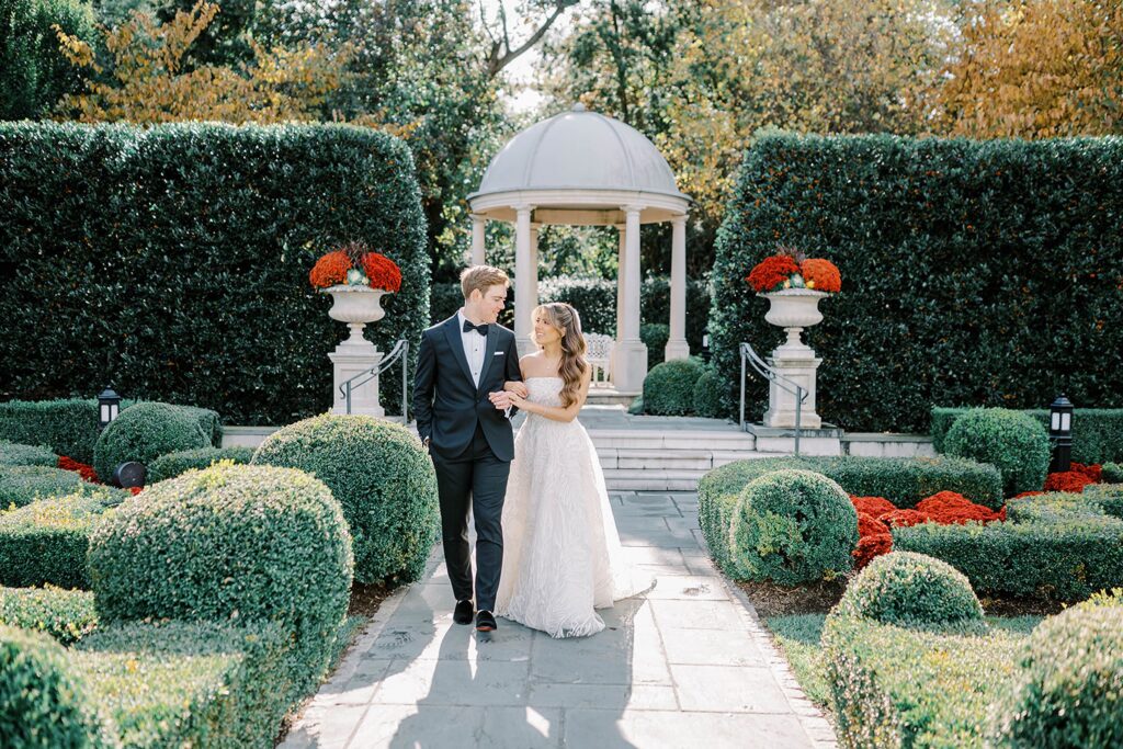 Elegant wedding portraits at Park Chateau Estate in New Jersey