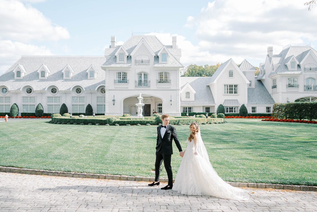 Elegant wedding portraits at Park Chateau Estate in New Jersey