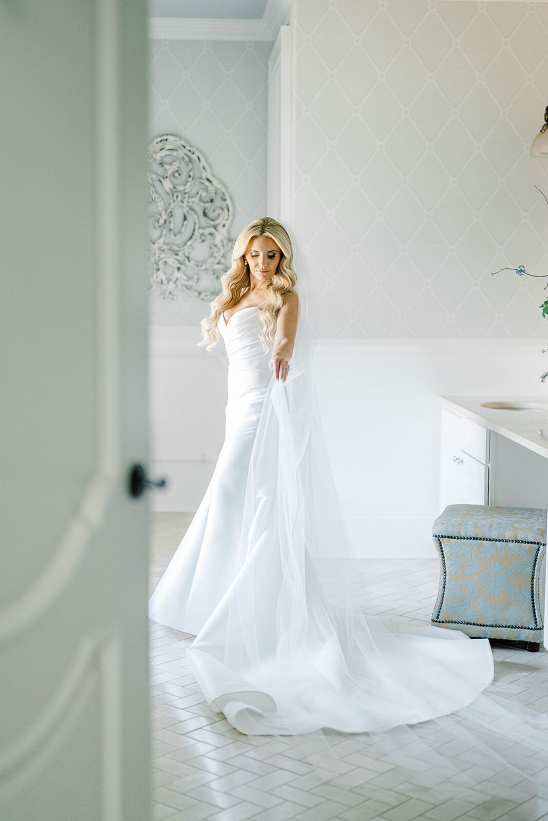 Lauren getting ready for her Ashford Estate wedding in Allentown New Jersey