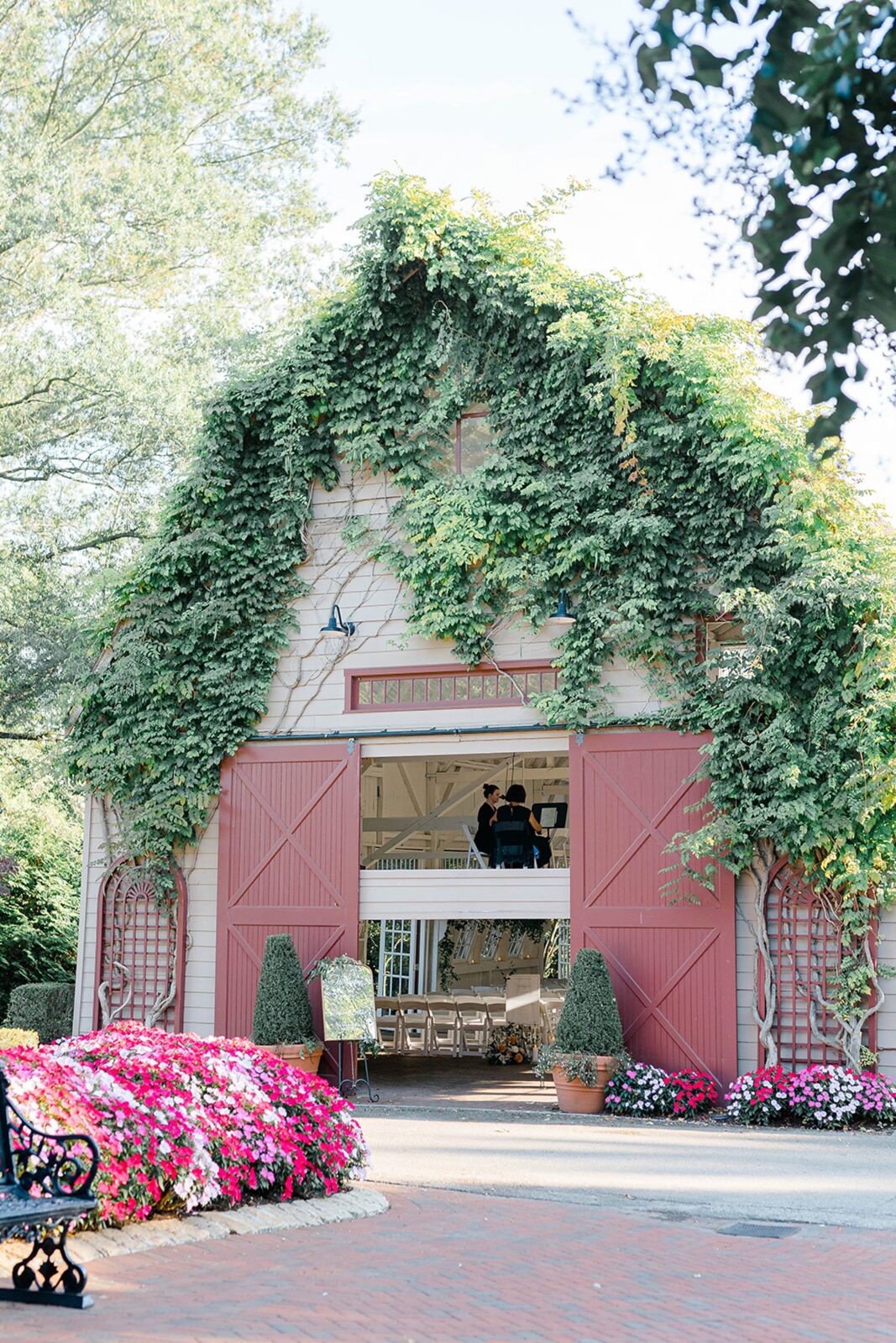 Wedding Ceremony at the Ashford Estate