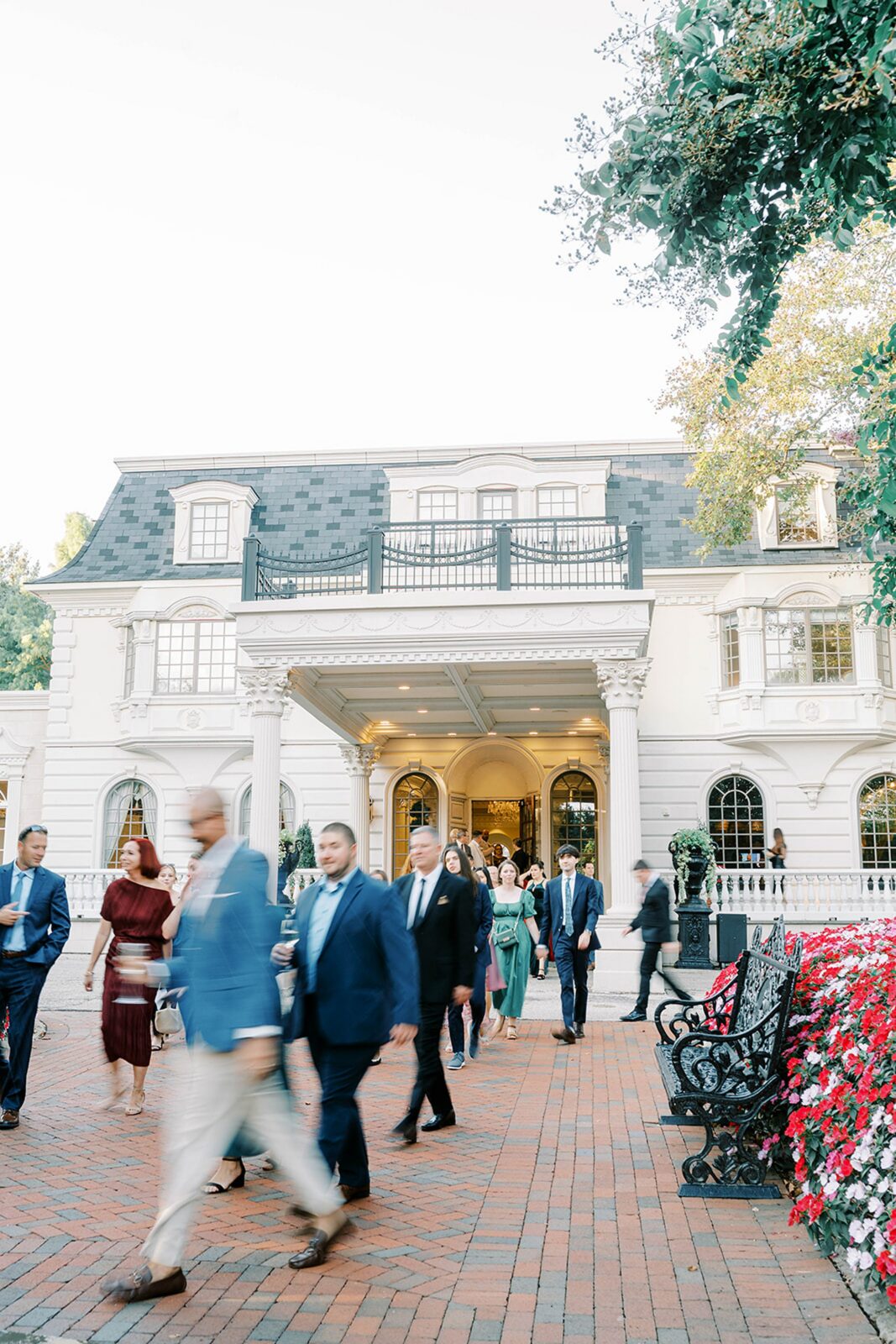 Wedding Guests transitioning to the ceremony at Ashford Estate