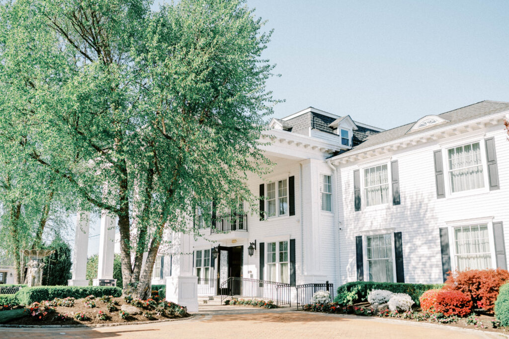 New Jersey estate wedding venues — The Park Savoy Estate, Florham Park NJ autumn gardens