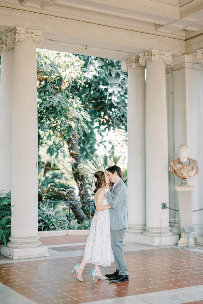 Romantic Los Angeles engagement photos at The Huntington Gardens